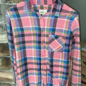 Pink flannel button down💓💓